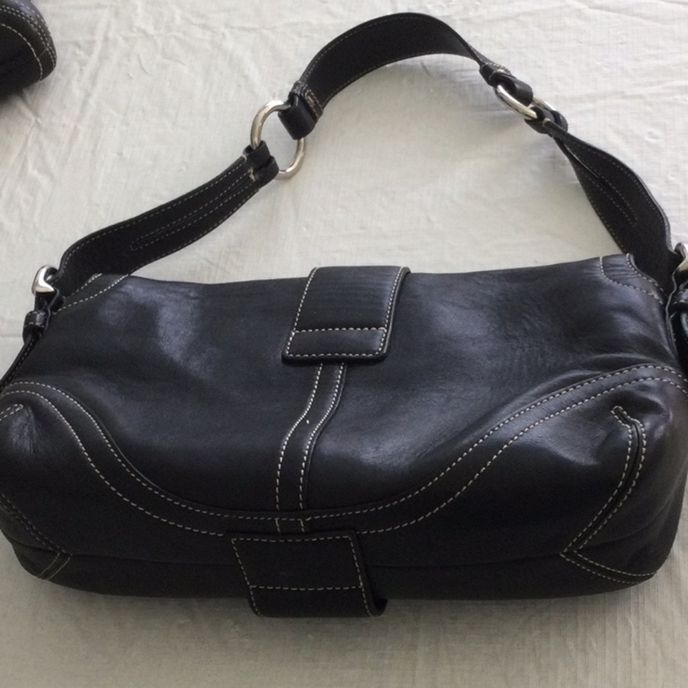 Vintage Coach Soho Black Leather Shoulder Bag - Picture 5 of 8